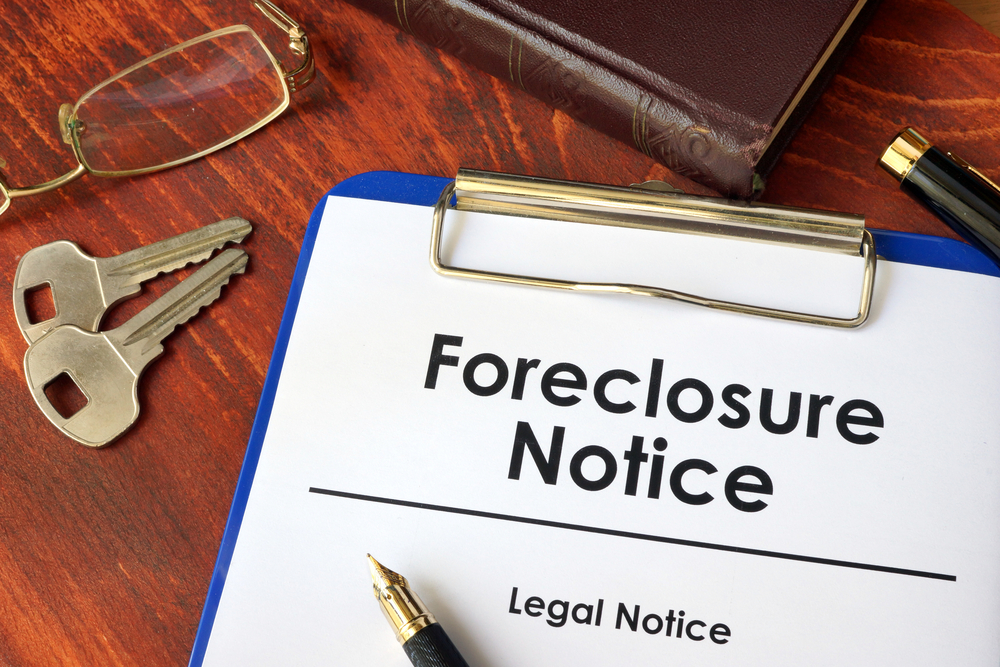FORECLOSING JUNIOR LIENHOLDERS AND RECORDING A LIS PENDENS Florida